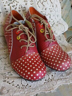 NIB Maia Polka Dot Leather Heeled Oxfords - Styled in German Size 7.5